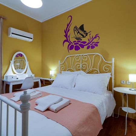 Spacious Central Flat☆3Min To Metro☆Ac|Netflix|Pc Афины Экстерьер фото