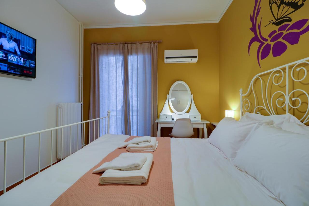 Spacious Central Flat☆3Min To Metro☆Ac|Netflix|Pc Афины Экстерьер фото